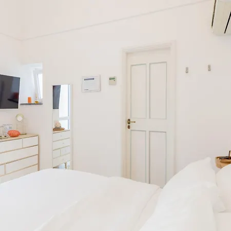 Carolina Guest house 3*